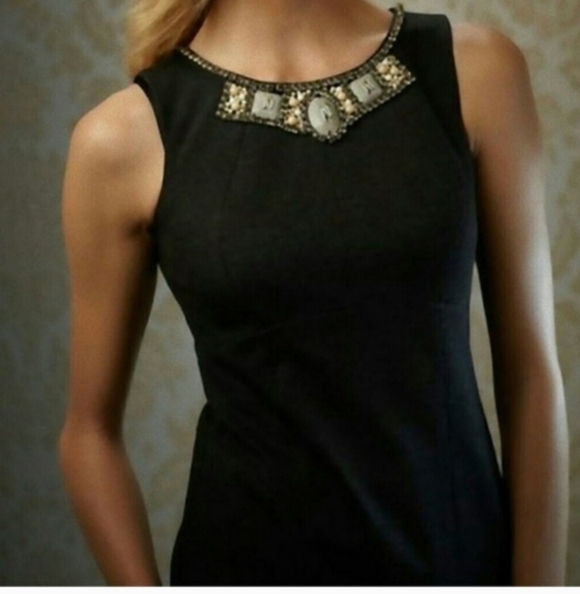 Cabi The Glitz Charcoal Sleeveless Shell Top Embellished Neckline Size 8 - Picture 1 of 8